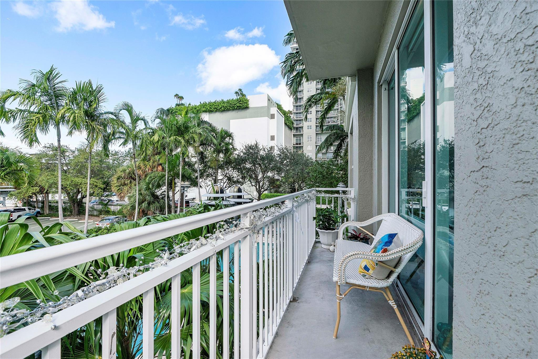 NOLA LOFTS CONDOMINIUM I - Residential Lease