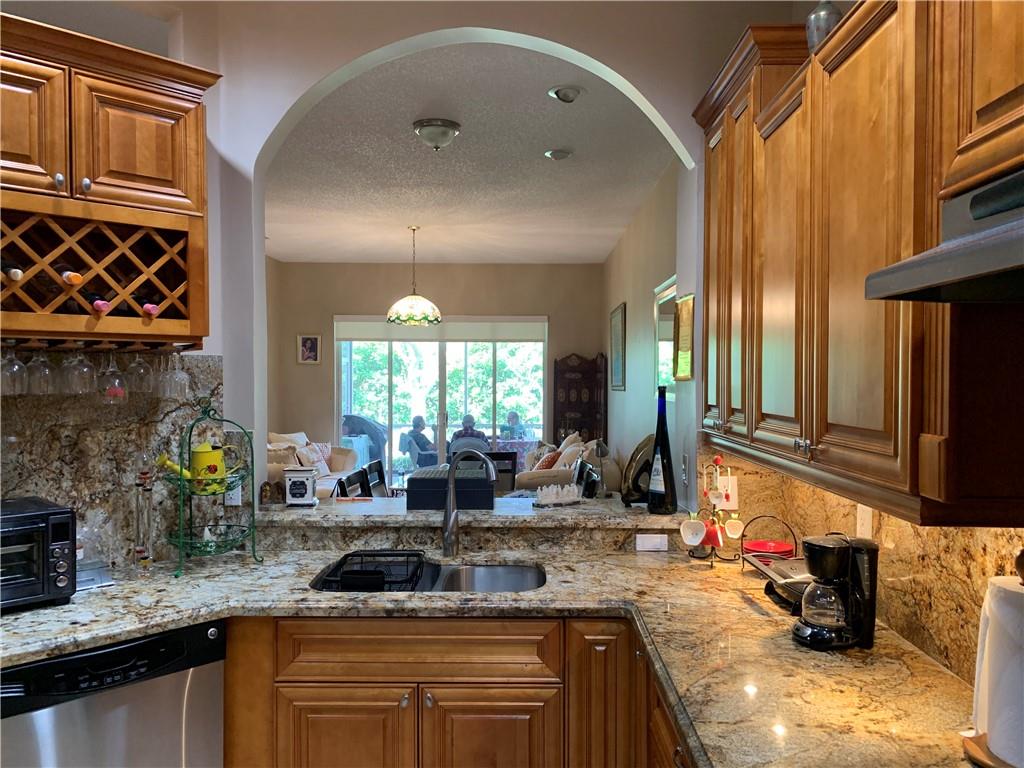 Lombardy kings point - Residential