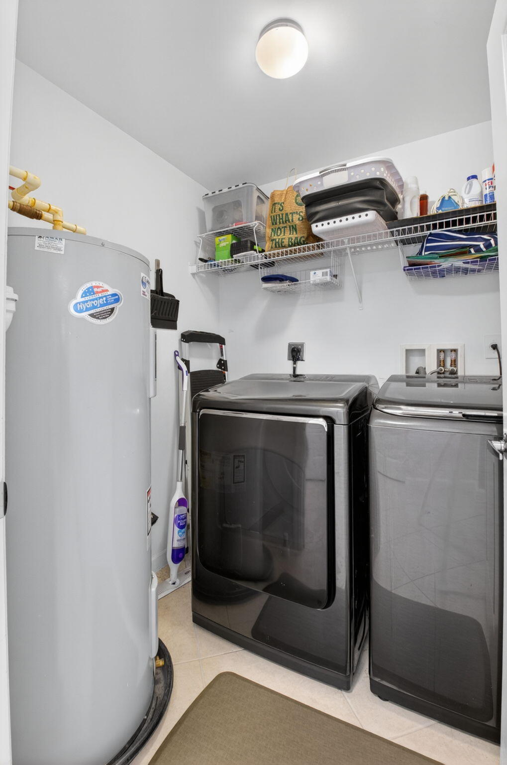ASTOR CONDO - Residential Lease