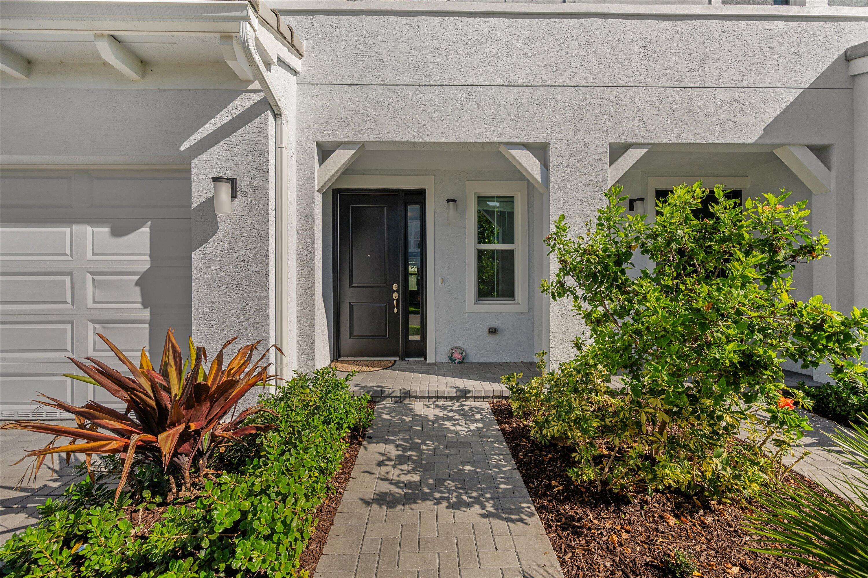 CROSSINGS OF WESTLAKE - Residential