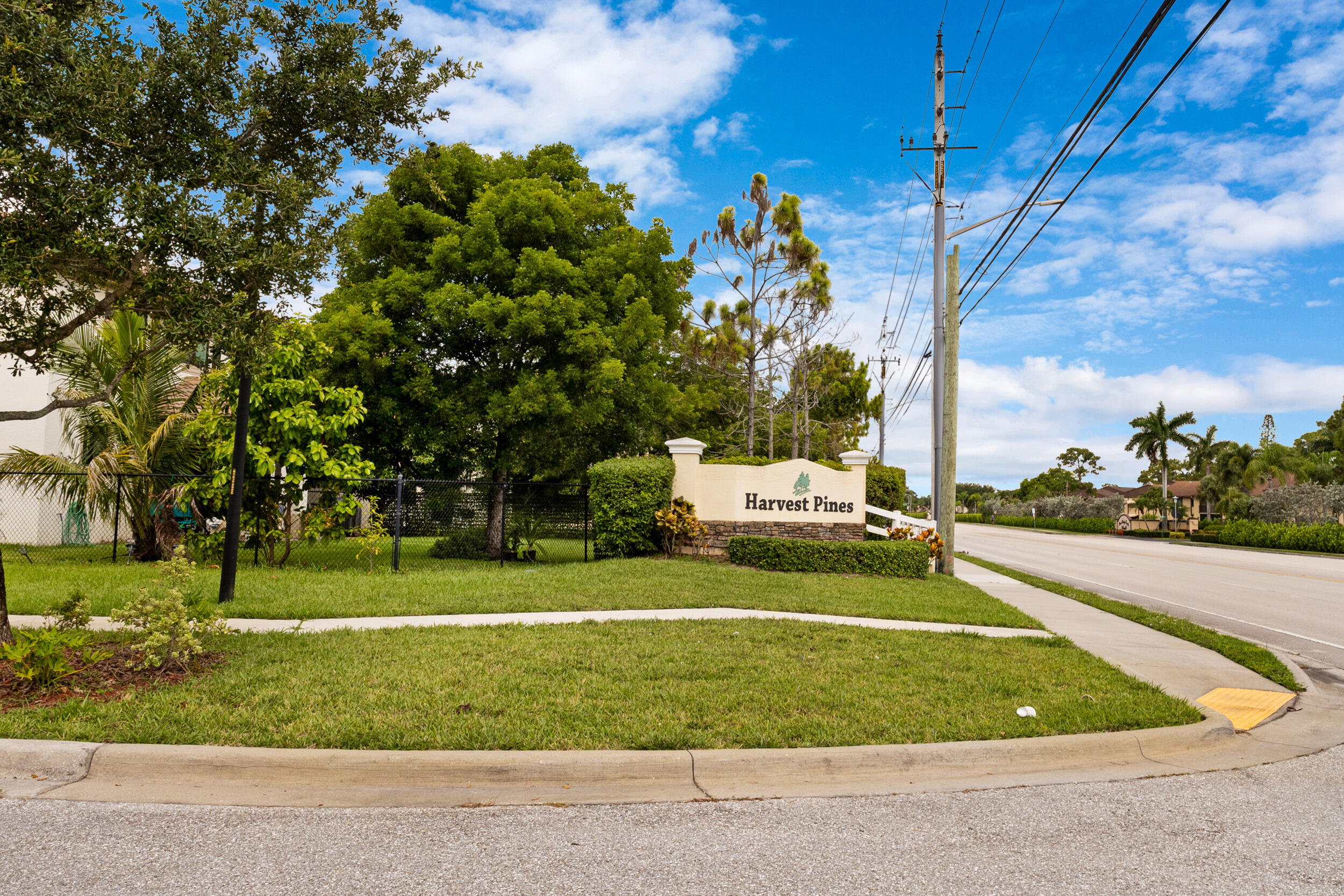 HARVEST PINES - Residential