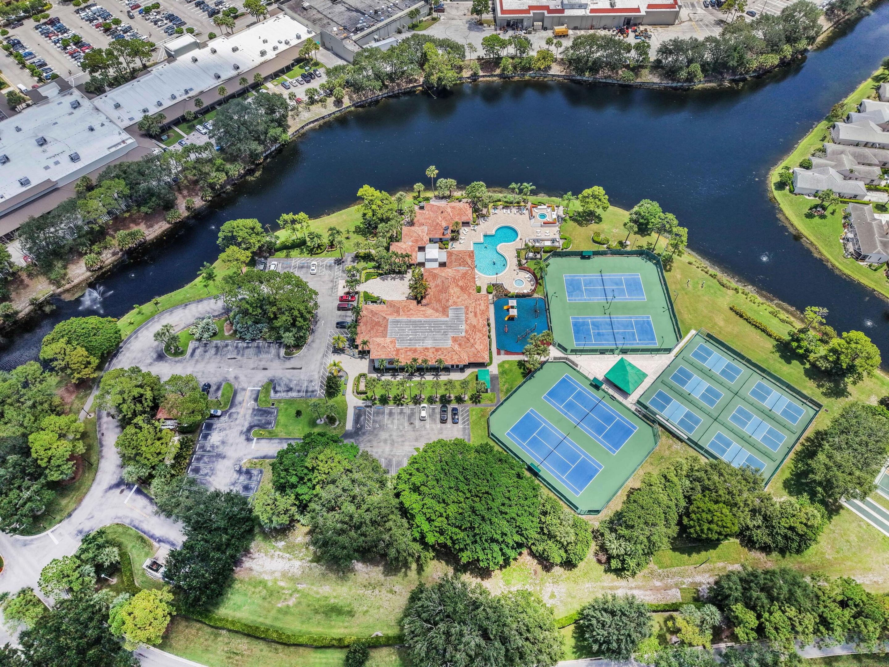 RIVERBRIDGE - Residential