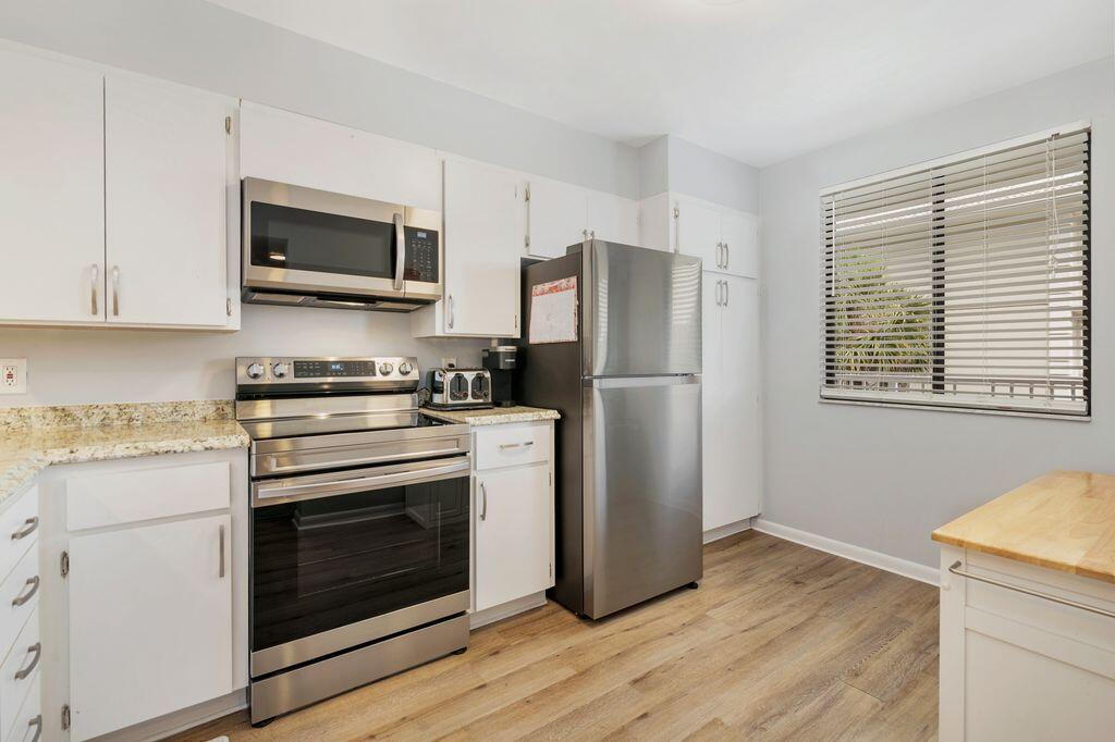 WHITEHALL VILLAGE - Residential
