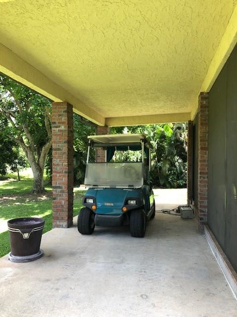 Country Corners 95-25 B - Residential