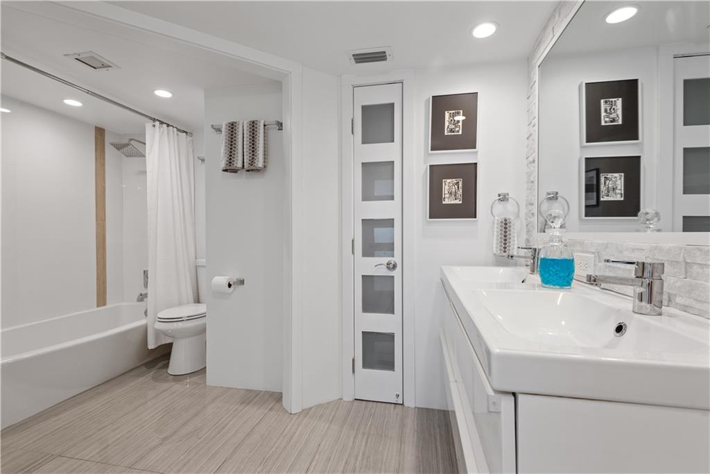 Galt Ocean Terrace - Residential