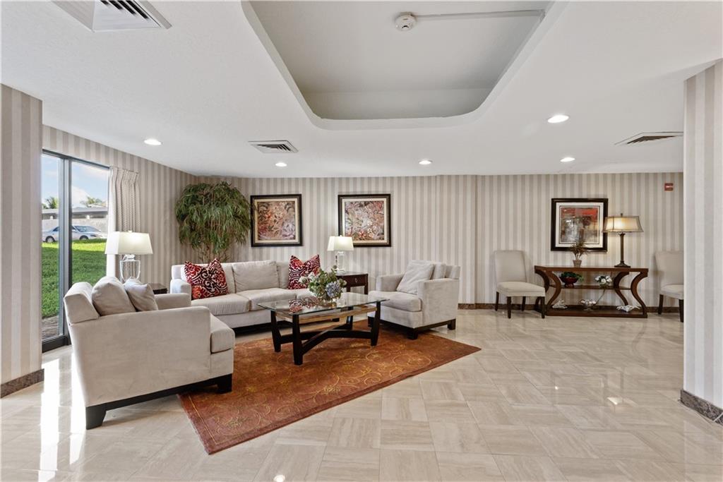 Galt Ocean Terrace - Residential