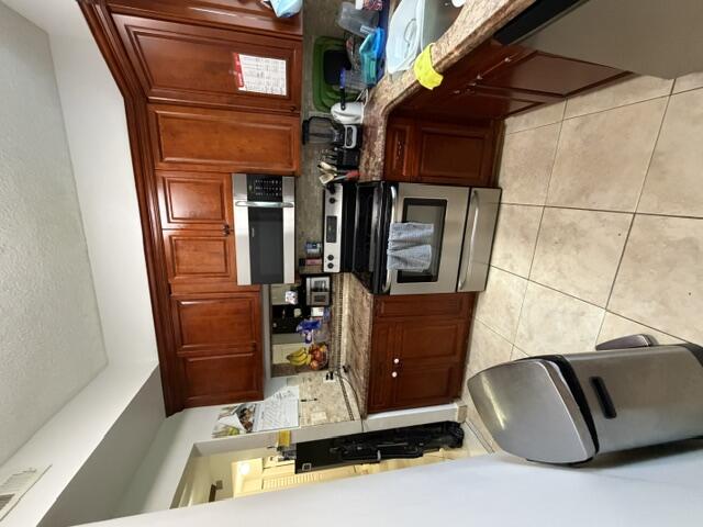 WATERS EDGE AT DEERFIELD CONDO - Residential Lease