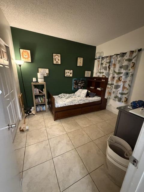 WATERS EDGE AT DEERFIELD CONDO - Residential Lease