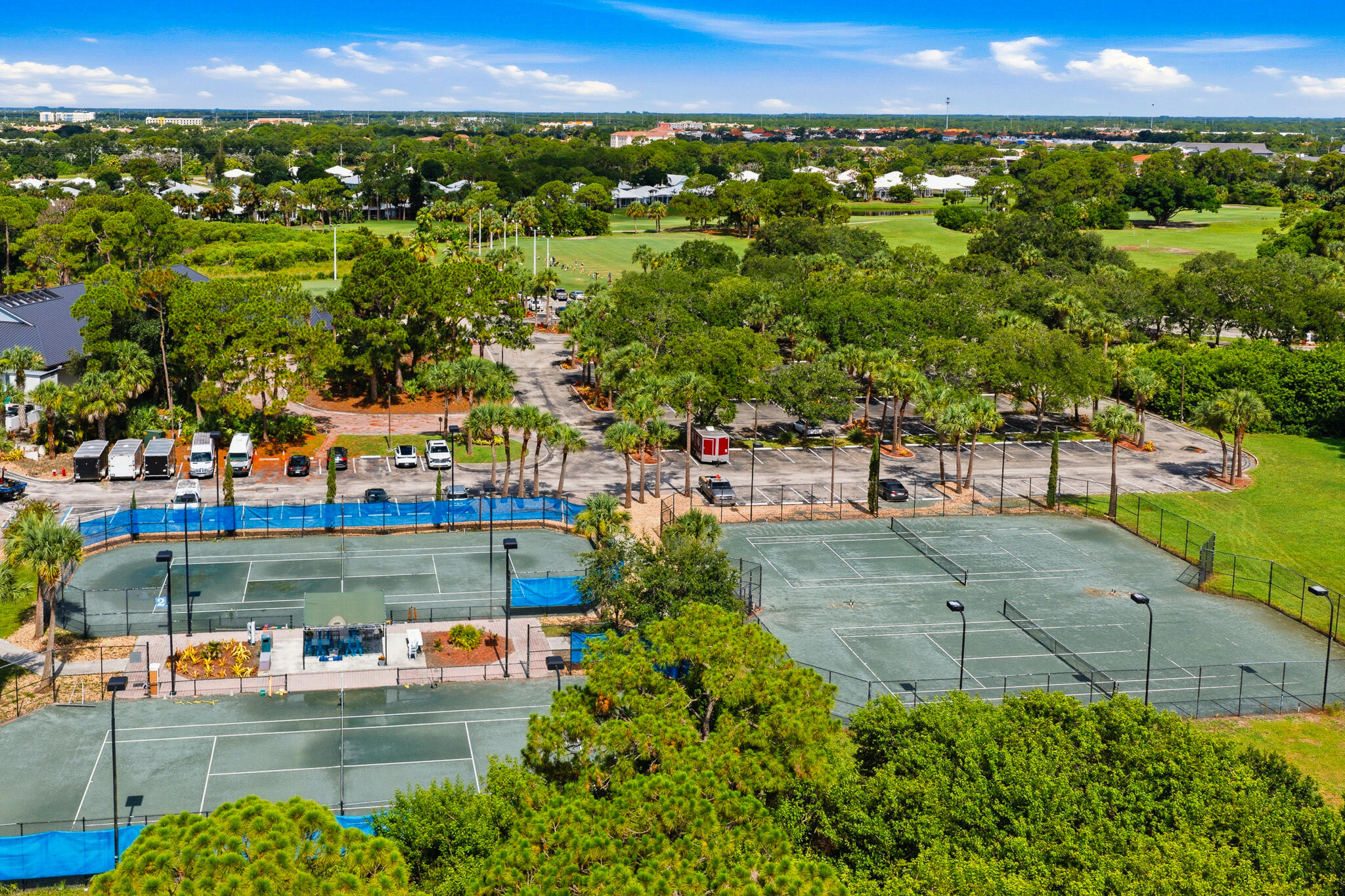 FAIRWAY ISLE PARCEL 8 BLK 15 - Residential