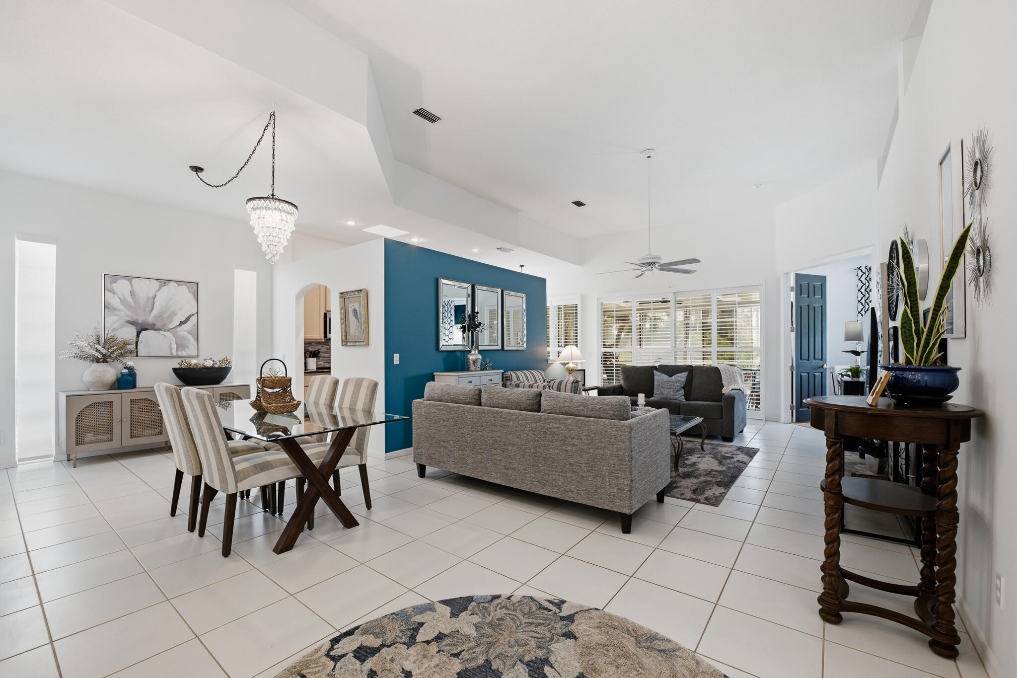 FAIRWAY ISLE PARCEL 8 BLK 15 - Residential