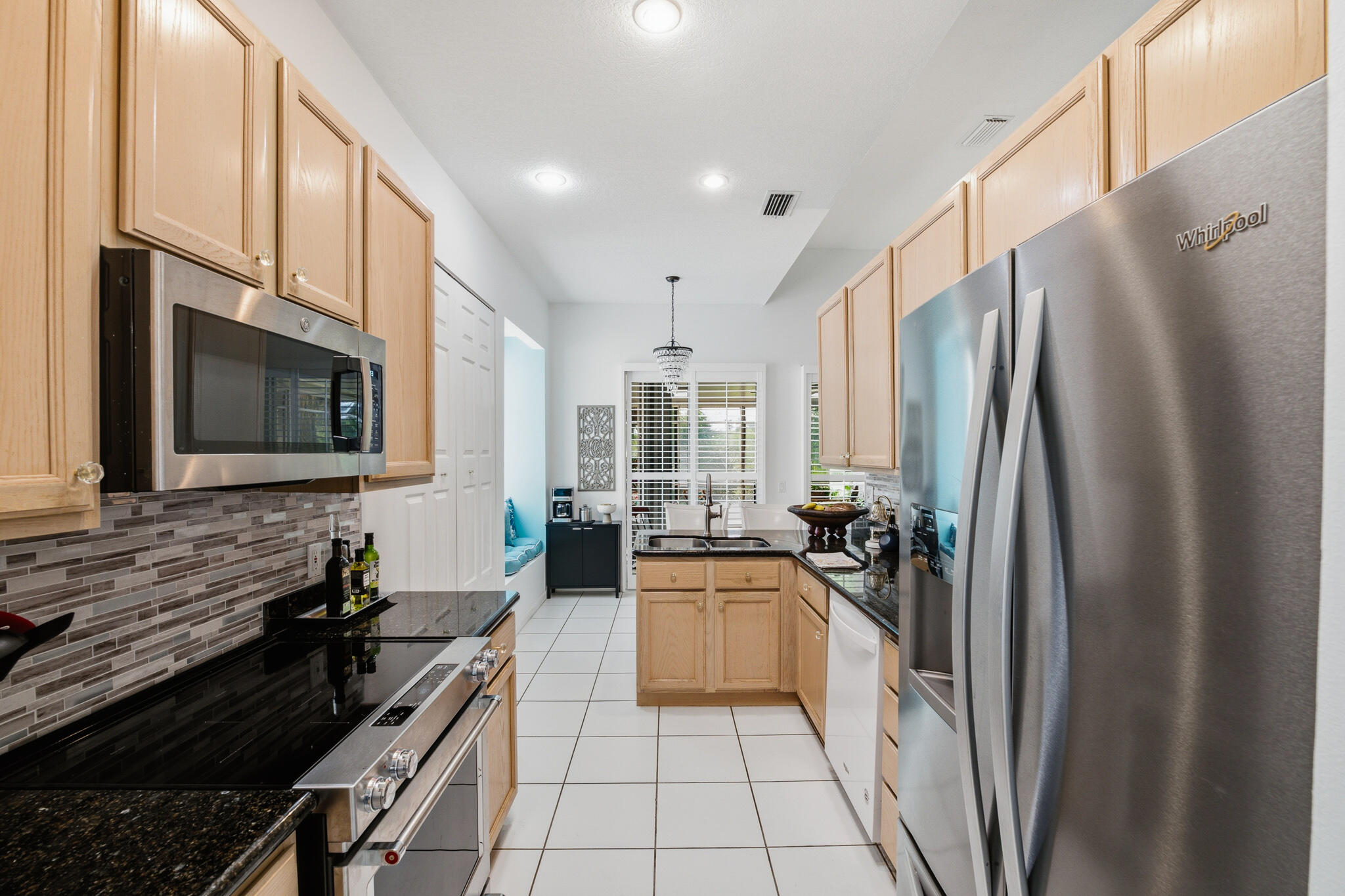 FAIRWAY ISLE PARCEL 8 BLK 15 - Residential