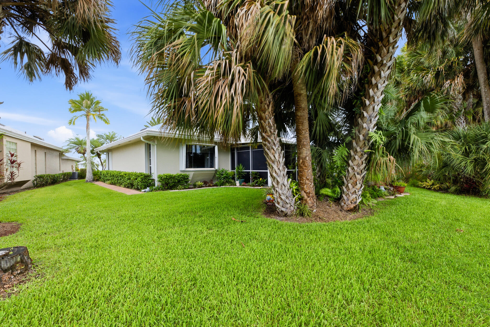 FAIRWAY ISLE PARCEL 8 BLK 15 - Residential