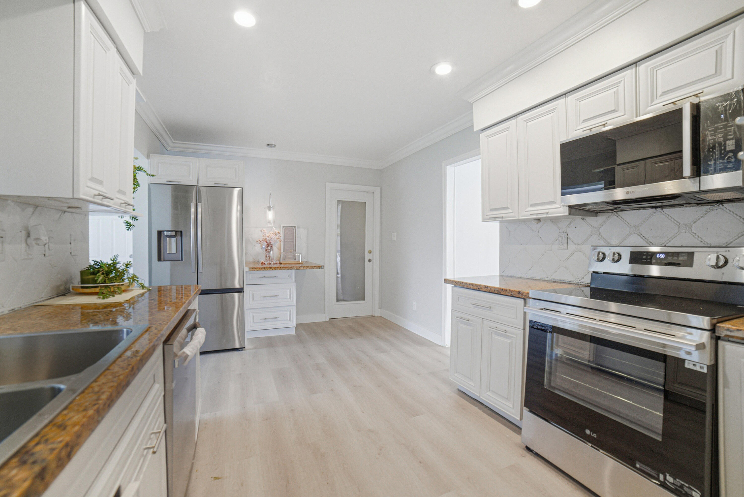 WESTWOOD COMMUNITY 6 - Residential