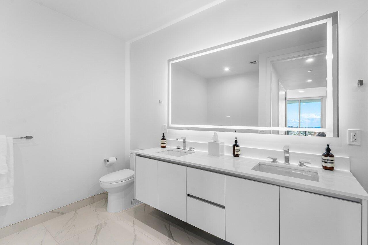 NAUTILUS 220 CONDO - Residential