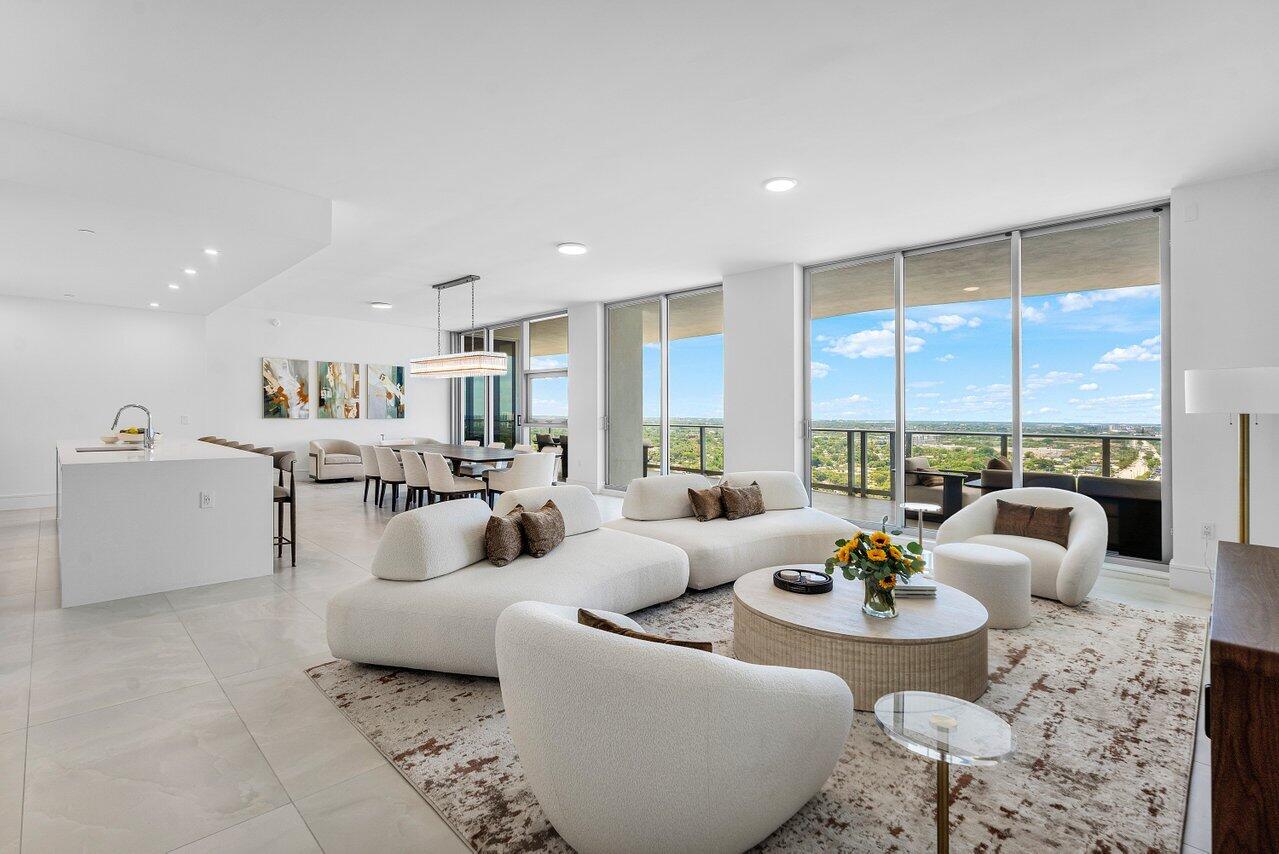 NAUTILUS 220 CONDO - Residential