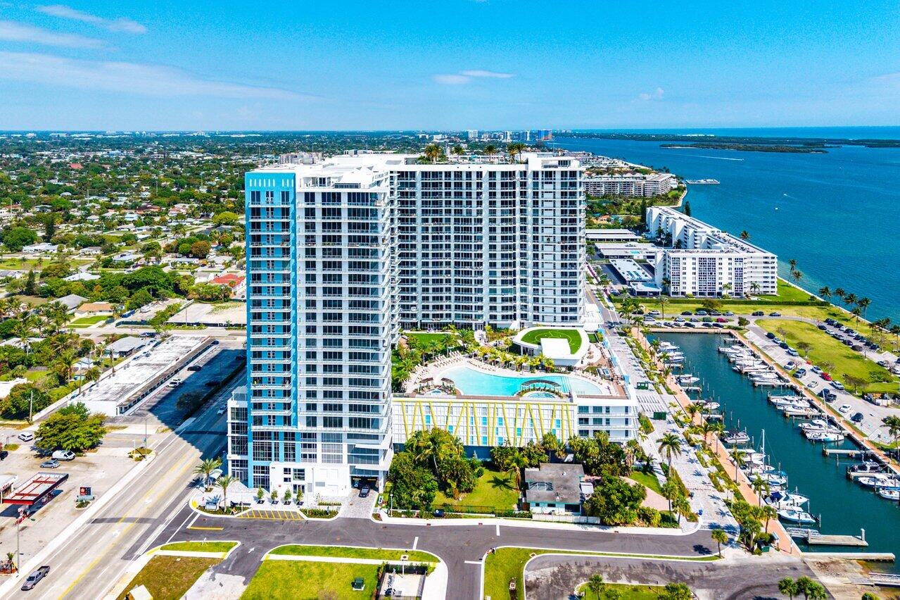NAUTILUS 220 CONDO - Residential