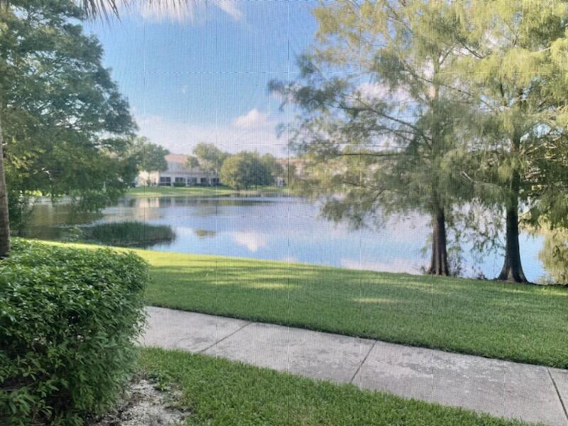 PALMBROOKE TOWNHOMES - Residential Lease
