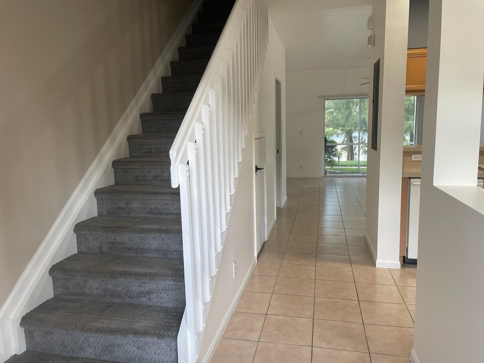 PALMBROOKE TOWNHOMES - Residential Lease