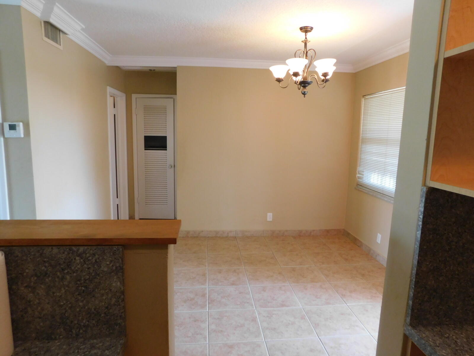 LAKE PARK GARDENS 4 INC CONDO - Residential