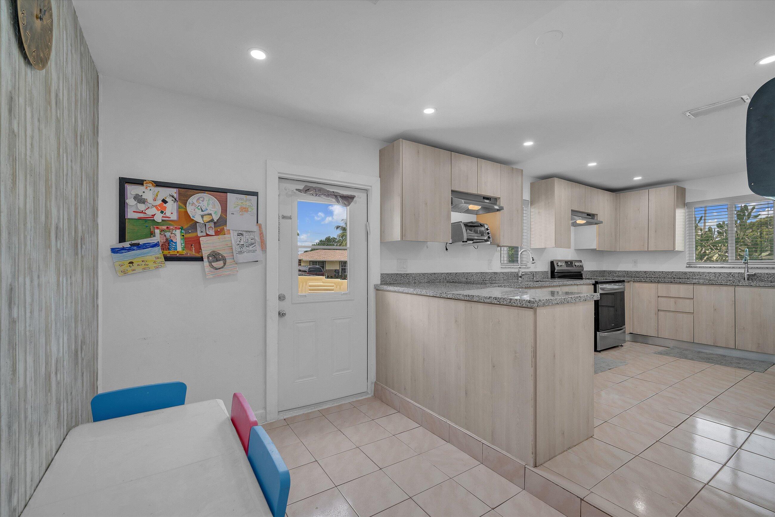 DRIFTWOOD ESTATES NO 2 - Residential