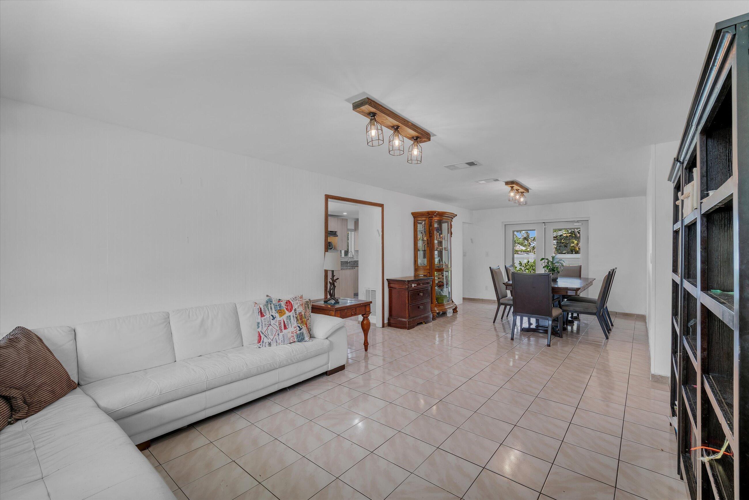 DRIFTWOOD ESTATES NO 2 - Residential