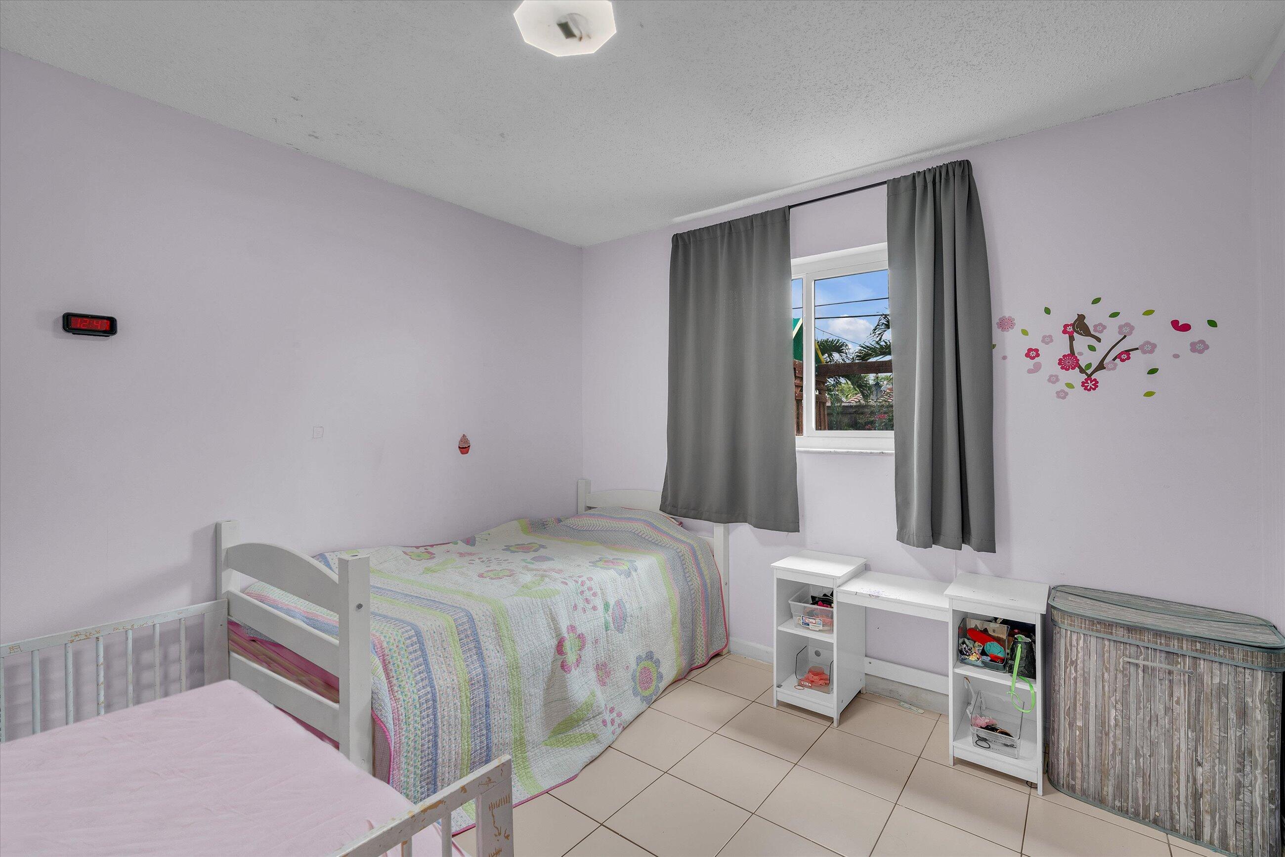 DRIFTWOOD ESTATES NO 2 - Residential
