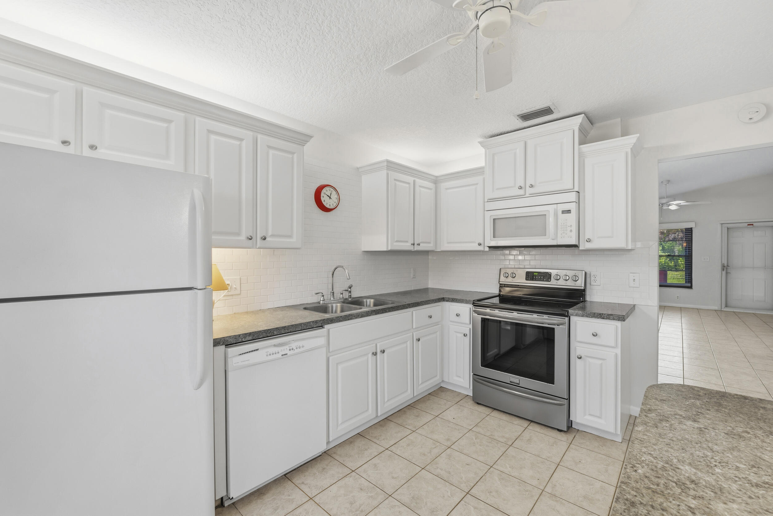 Villas of Hobe Sound - Residential Lease