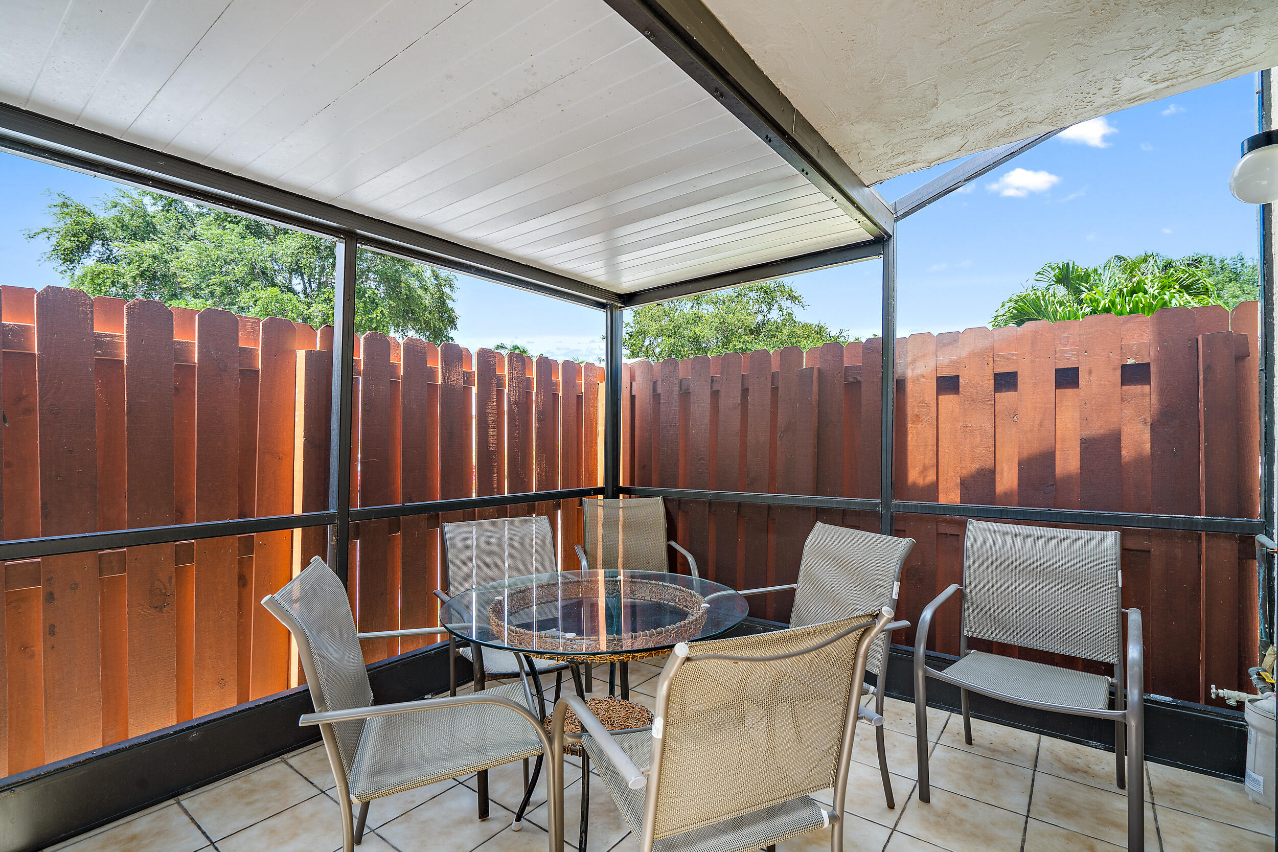Villas of Hobe Sound - Residential Lease