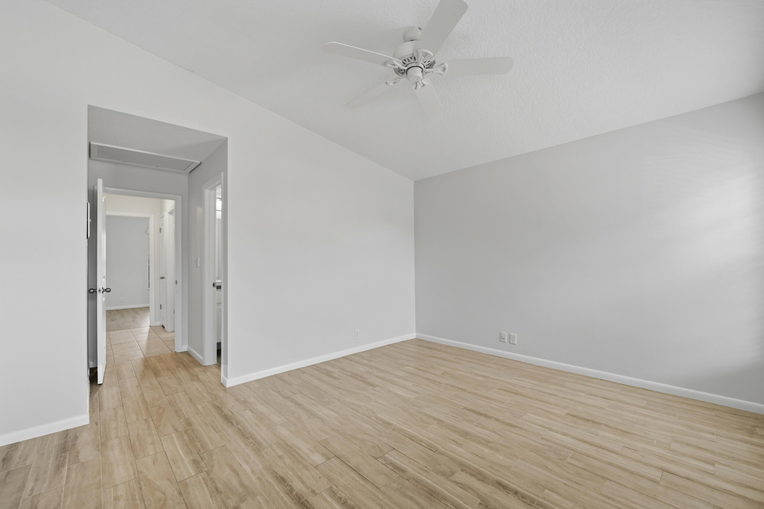 Villas of Hobe Sound - Residential Lease