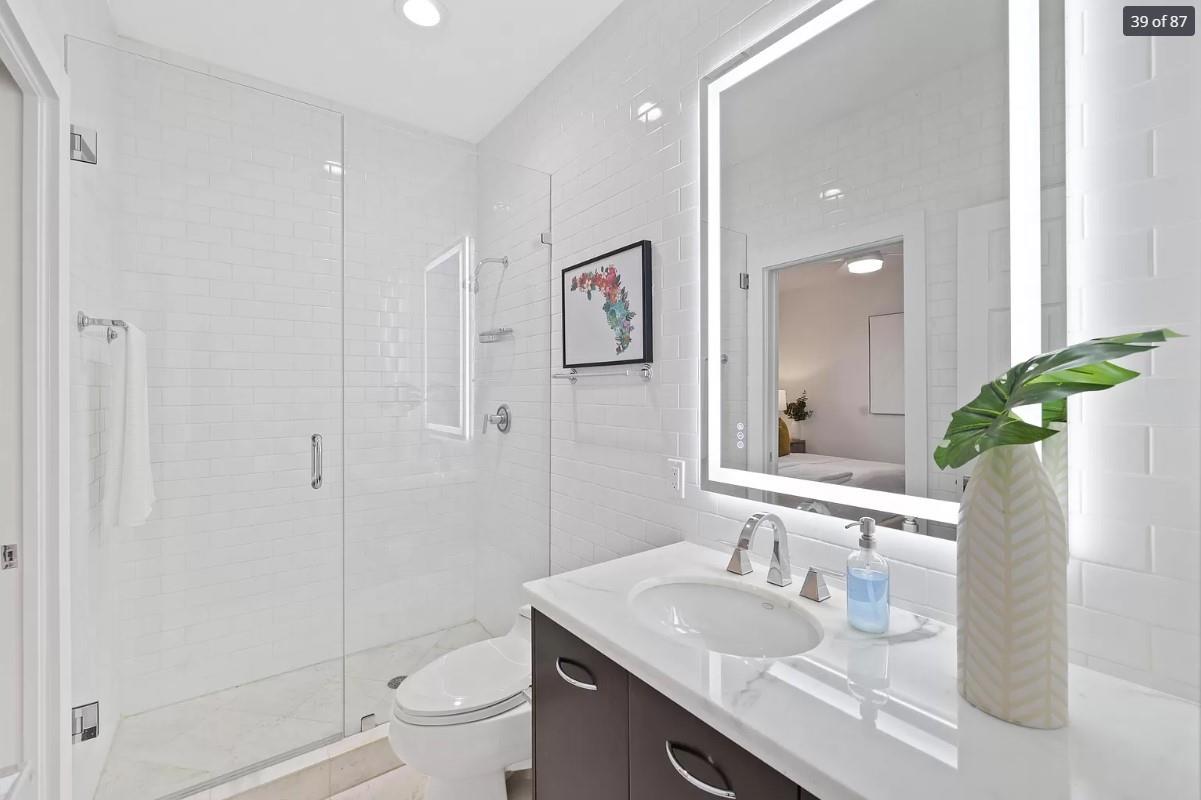LAS OLAS ISLES - Residential