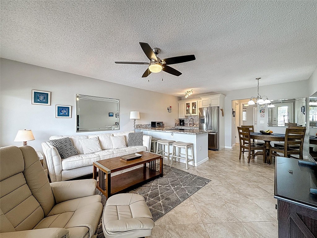 ROLEN LAKE GARDENS - Residential