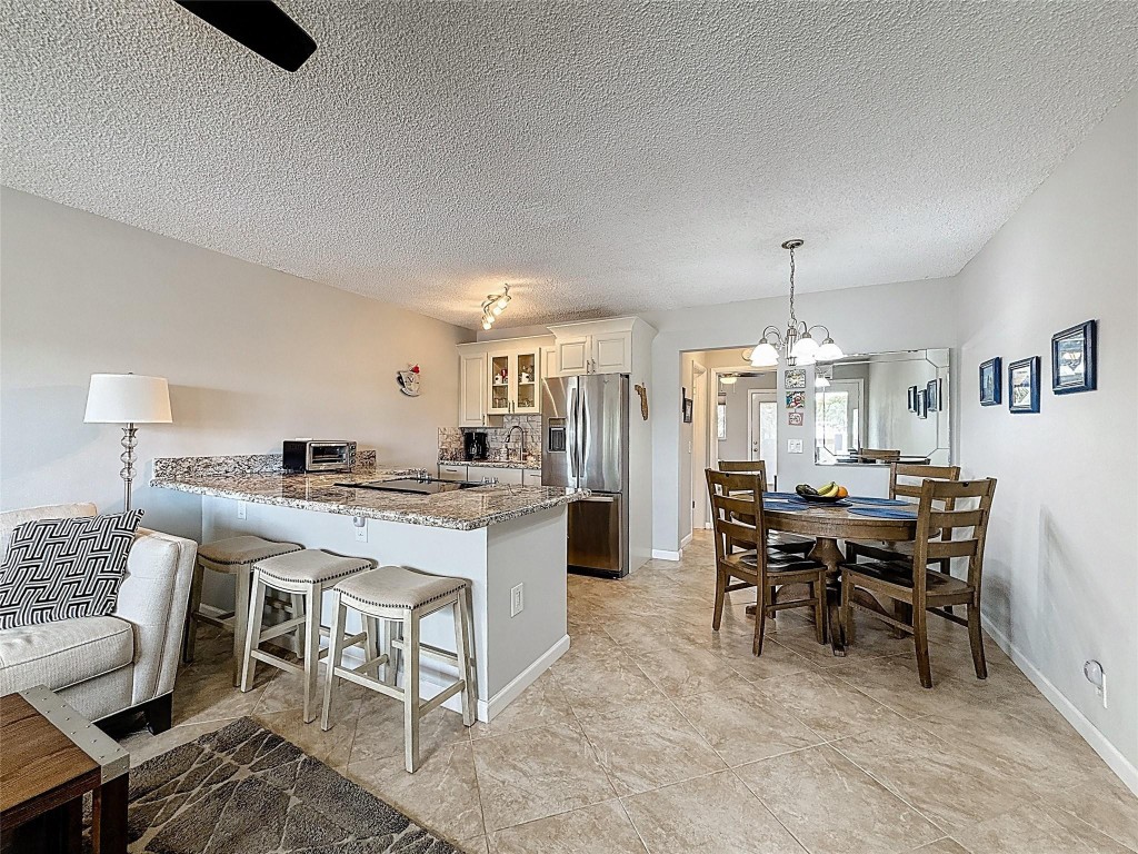 ROLEN LAKE GARDENS - Residential