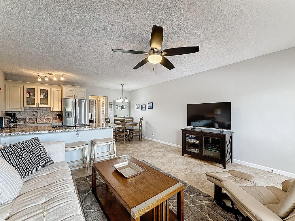 ROLEN LAKE GARDENS - Residential
