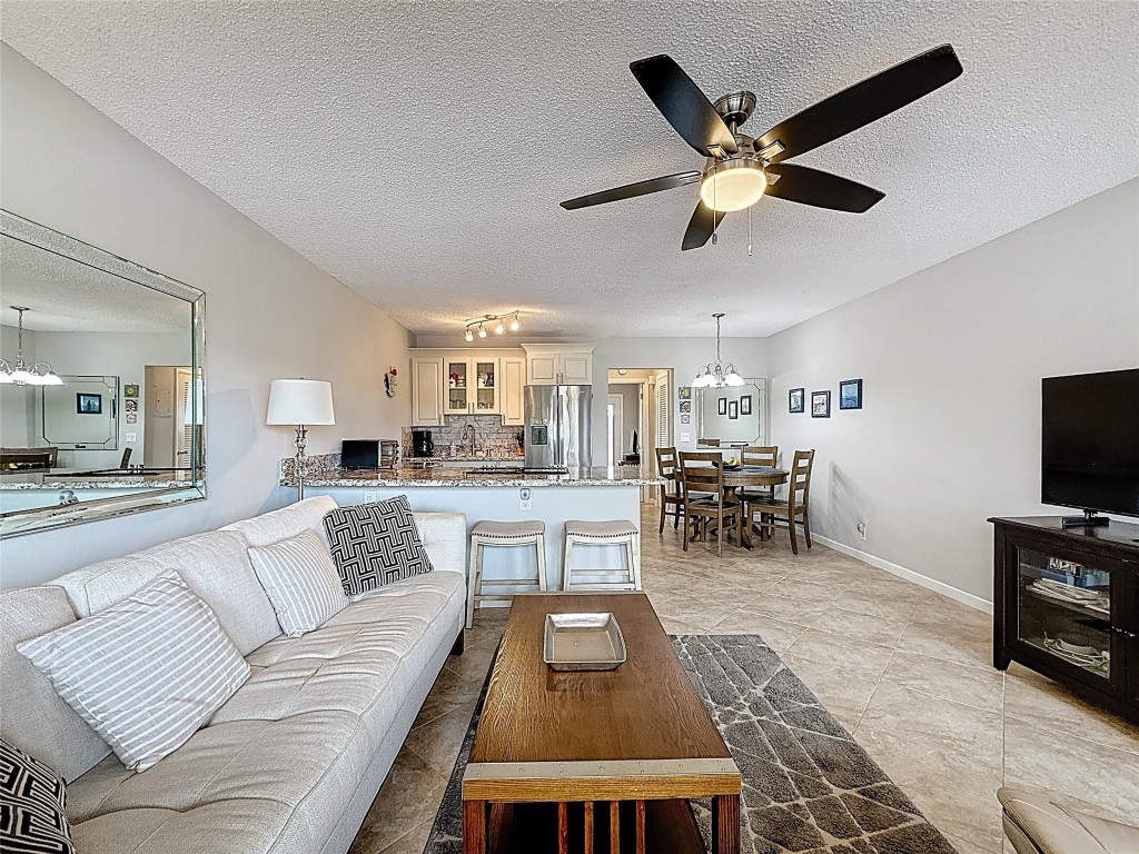 ROLEN LAKE GARDENS - Residential