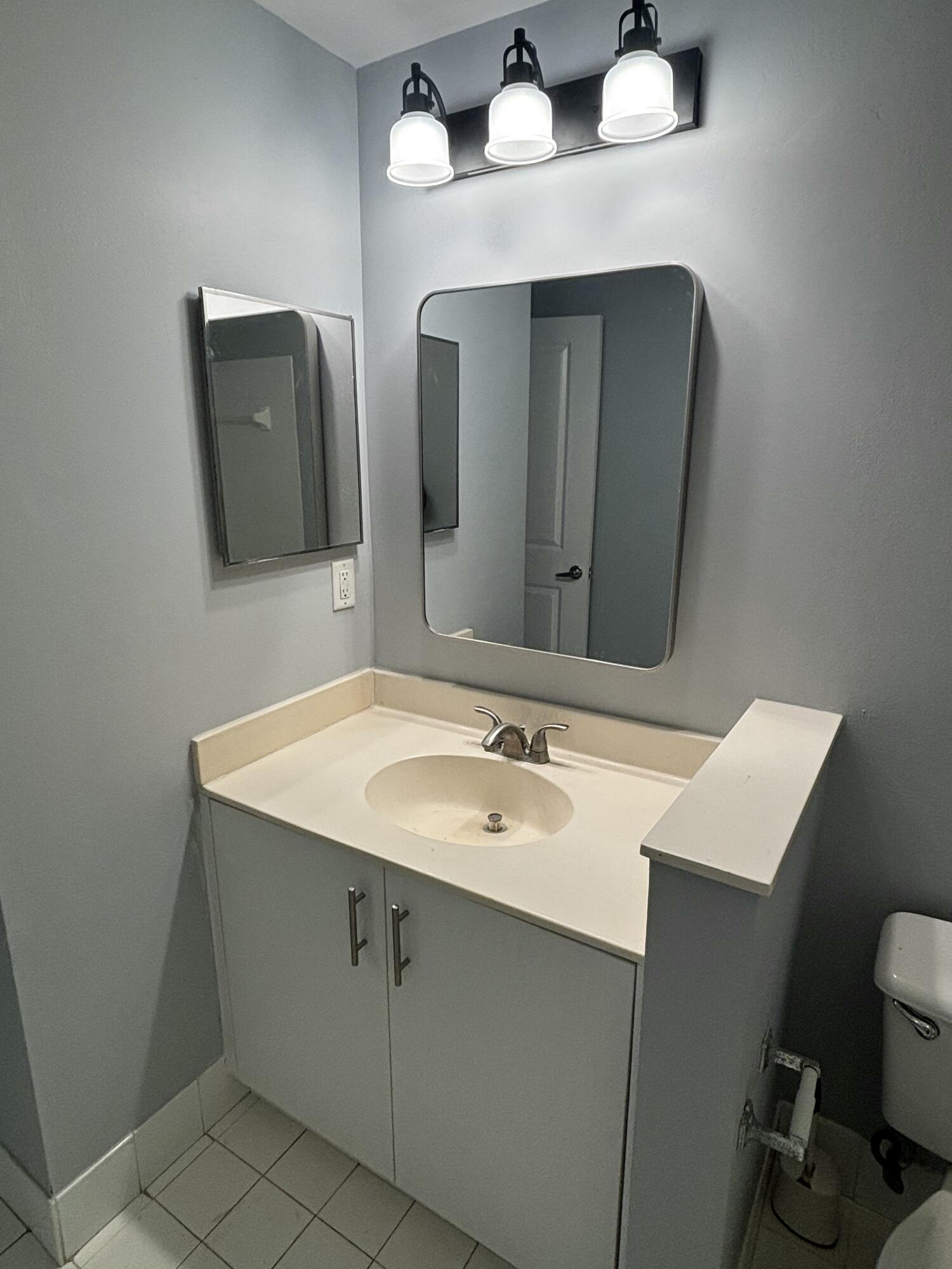 EL-AD POINCIANA CONDO - Residential Lease