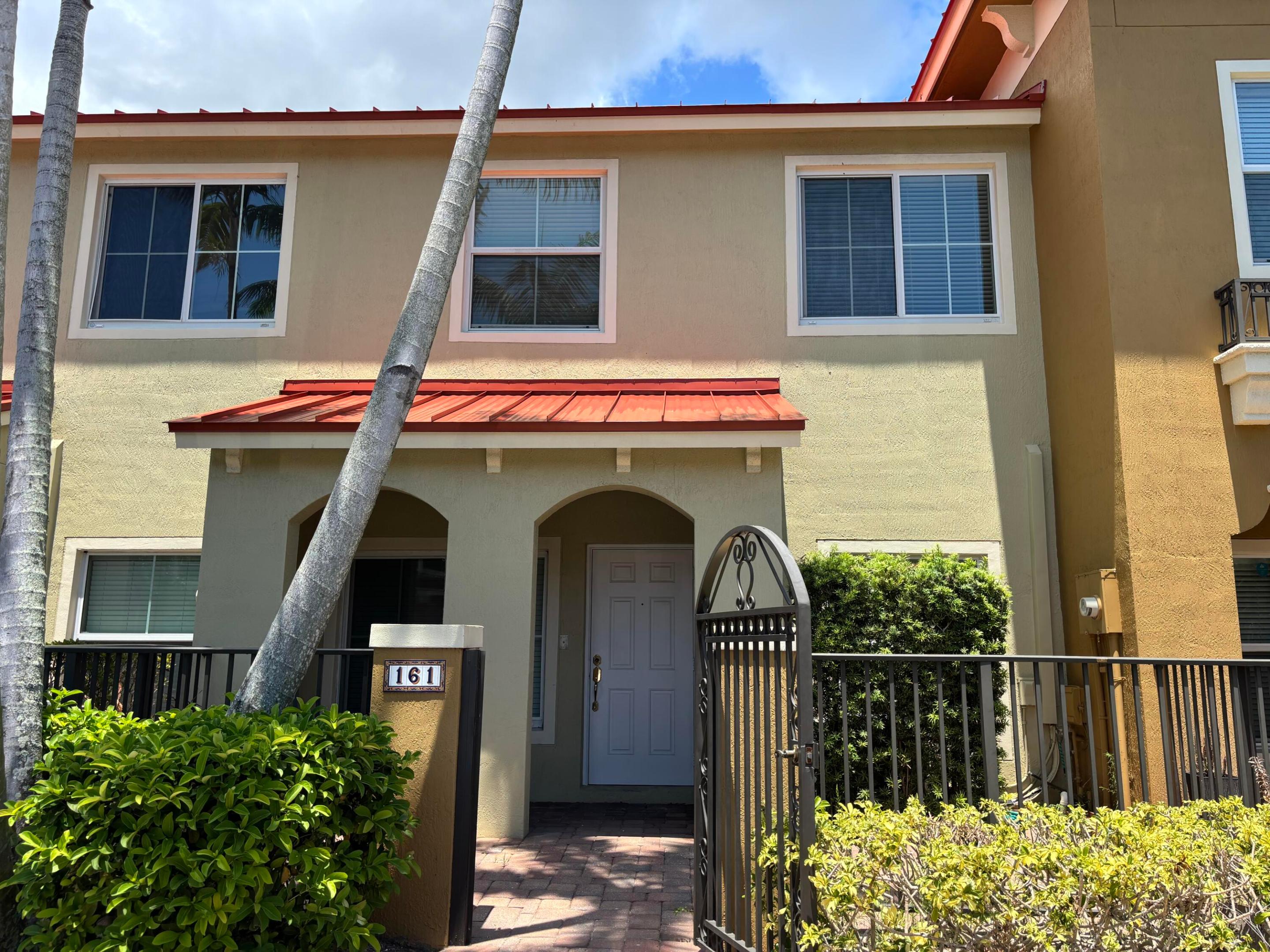 MONTEREY BAY TR - Residential Lease