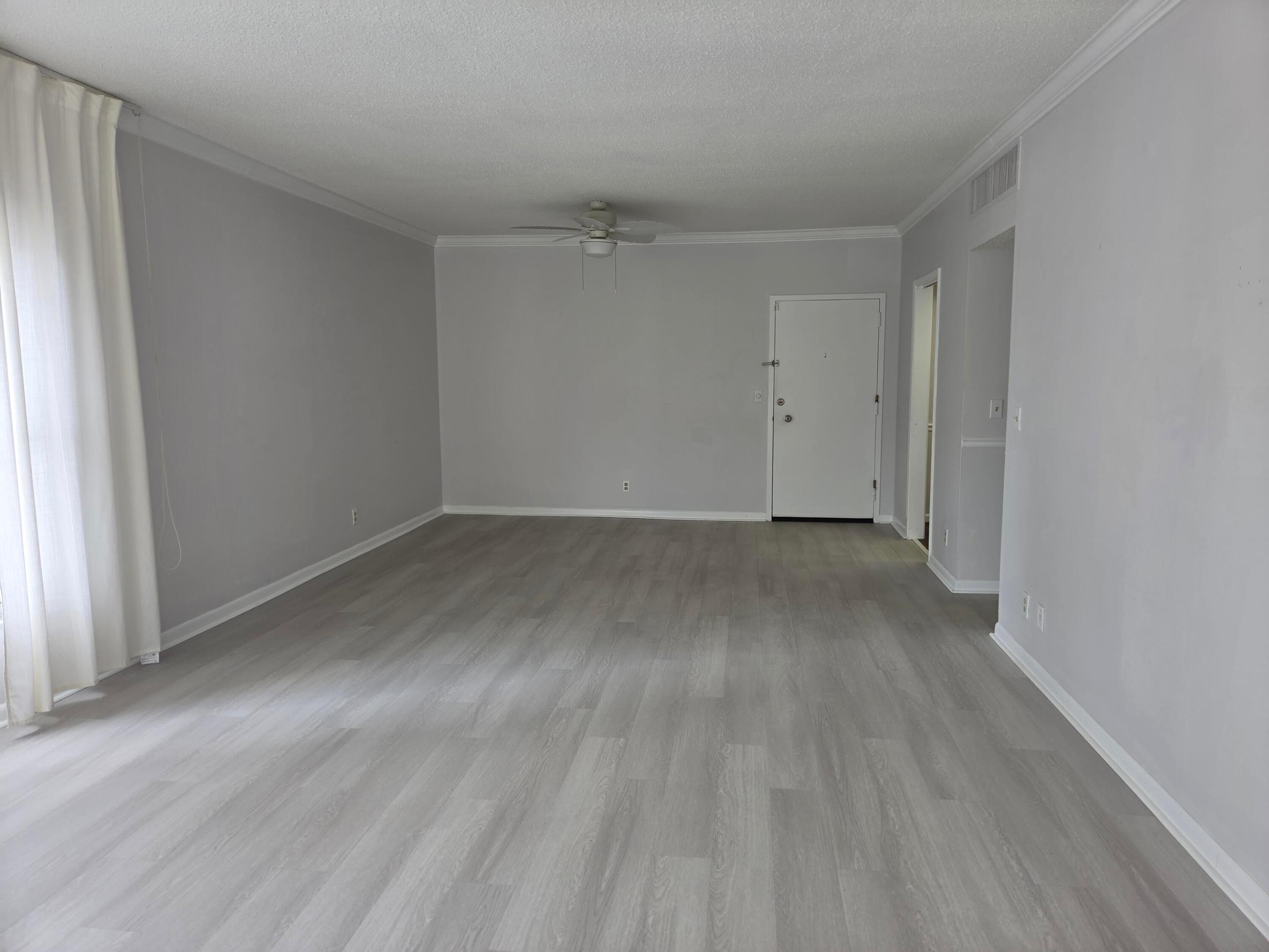 LA RENAISSANCE - Residential Lease