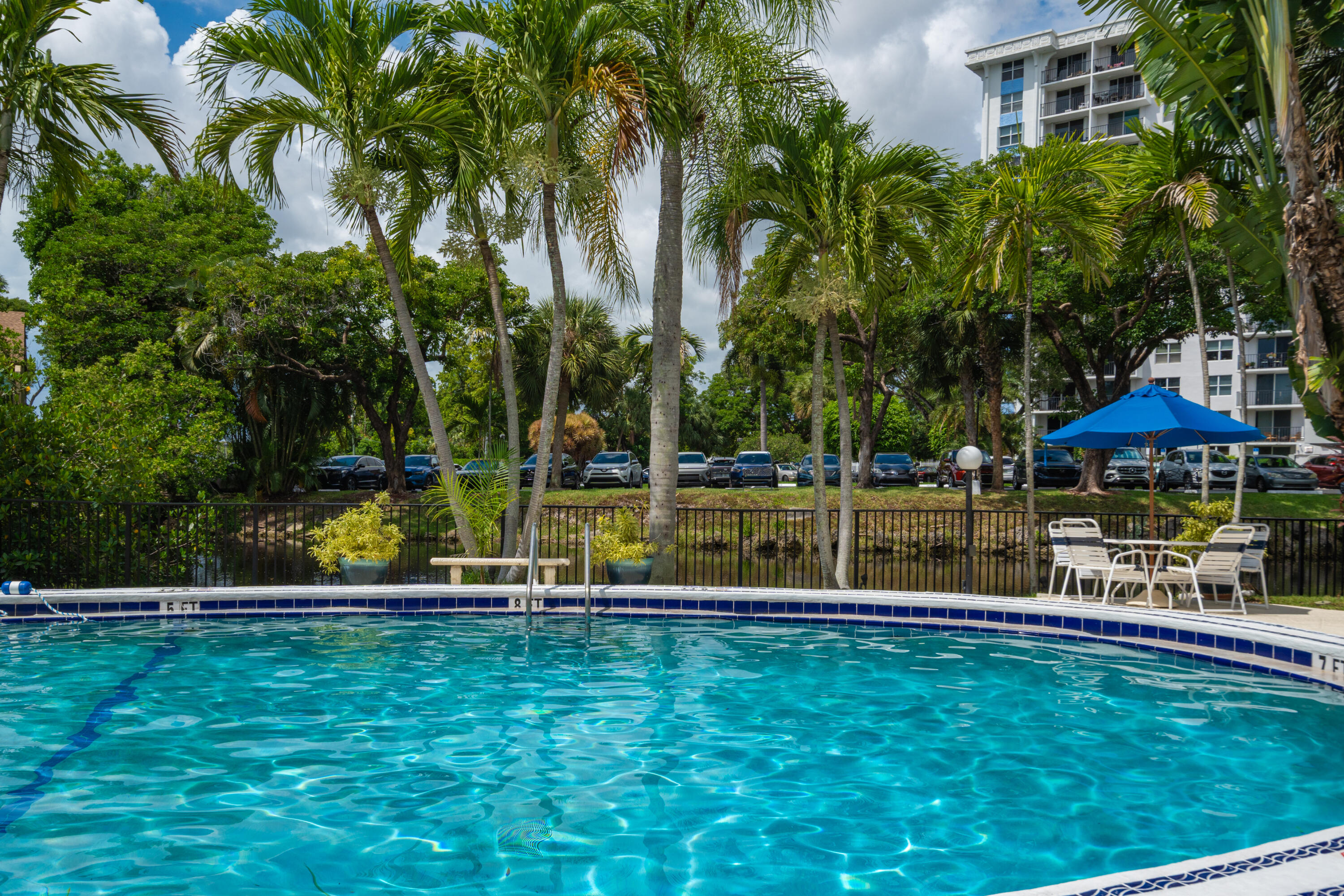 MANOR GROVE VILLAGE TWO CONDO - Residential