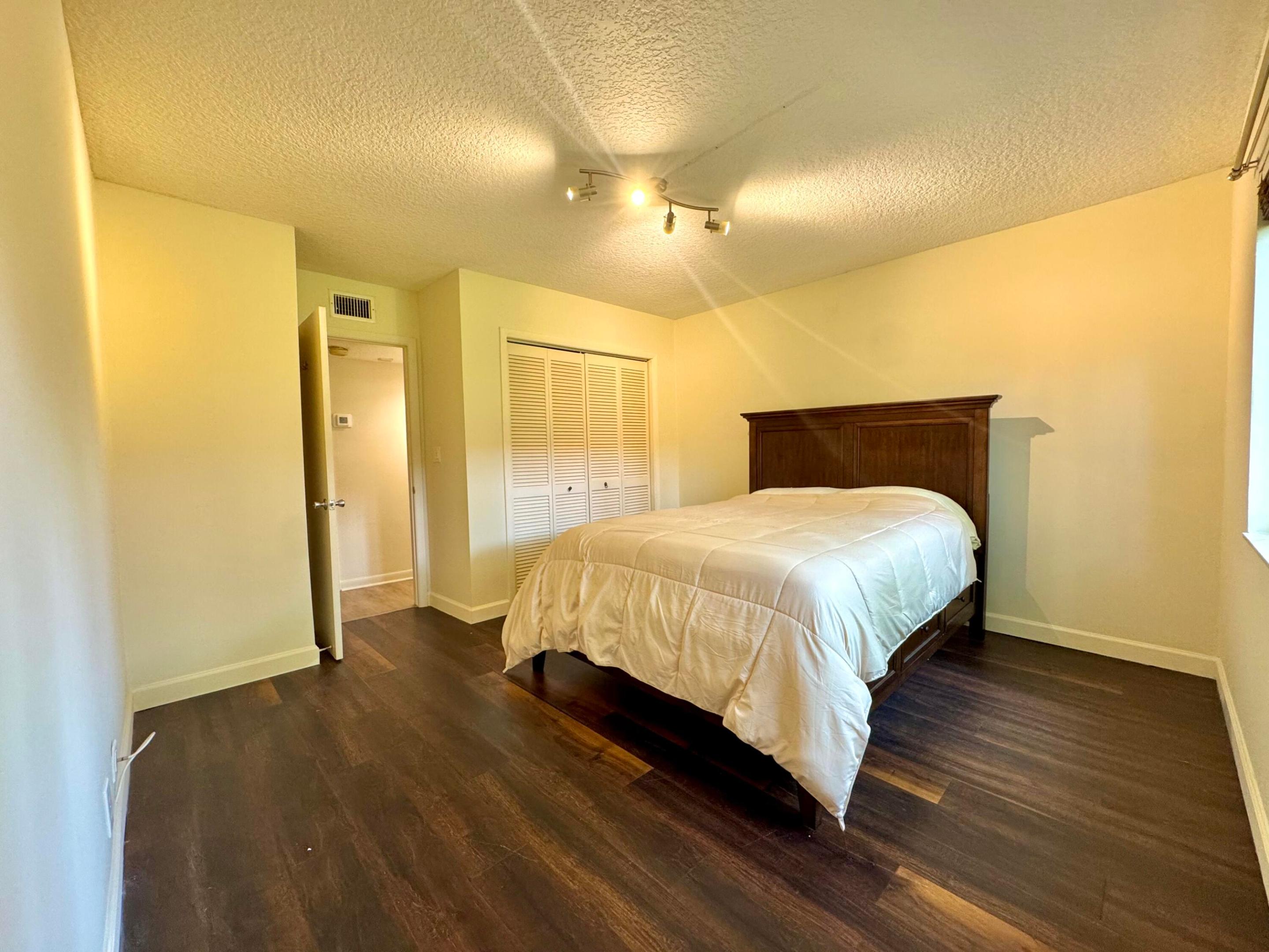MANOR GROVE VILLAGE TWO CONDO - Residential