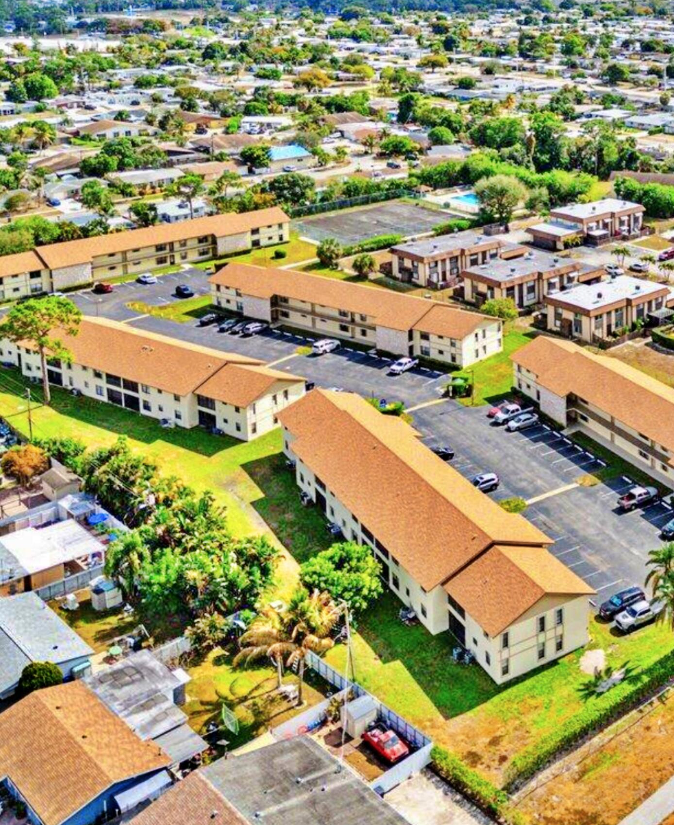 SHERWOOD VILLAGE CONDO - Residential