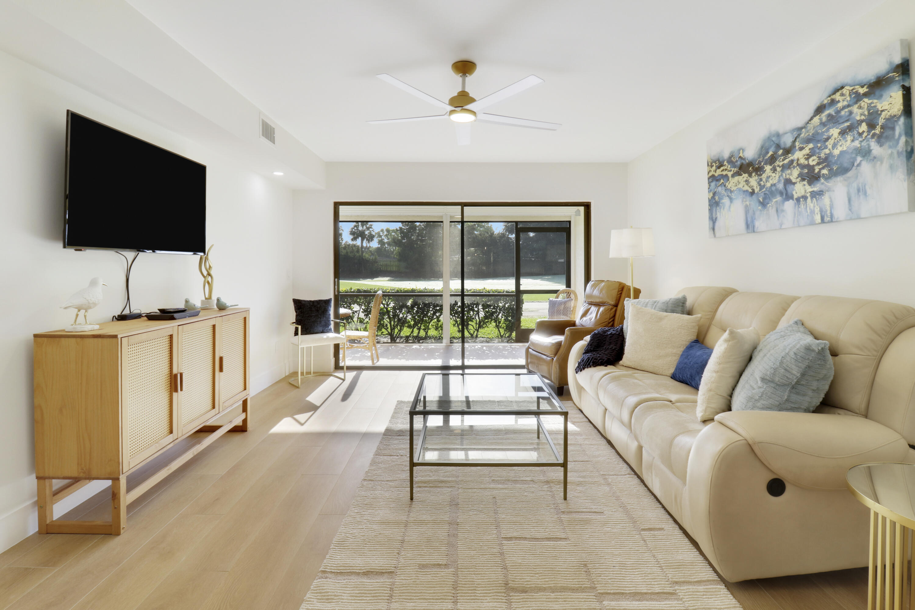 PINE CREST CONDO - Residential Lease
