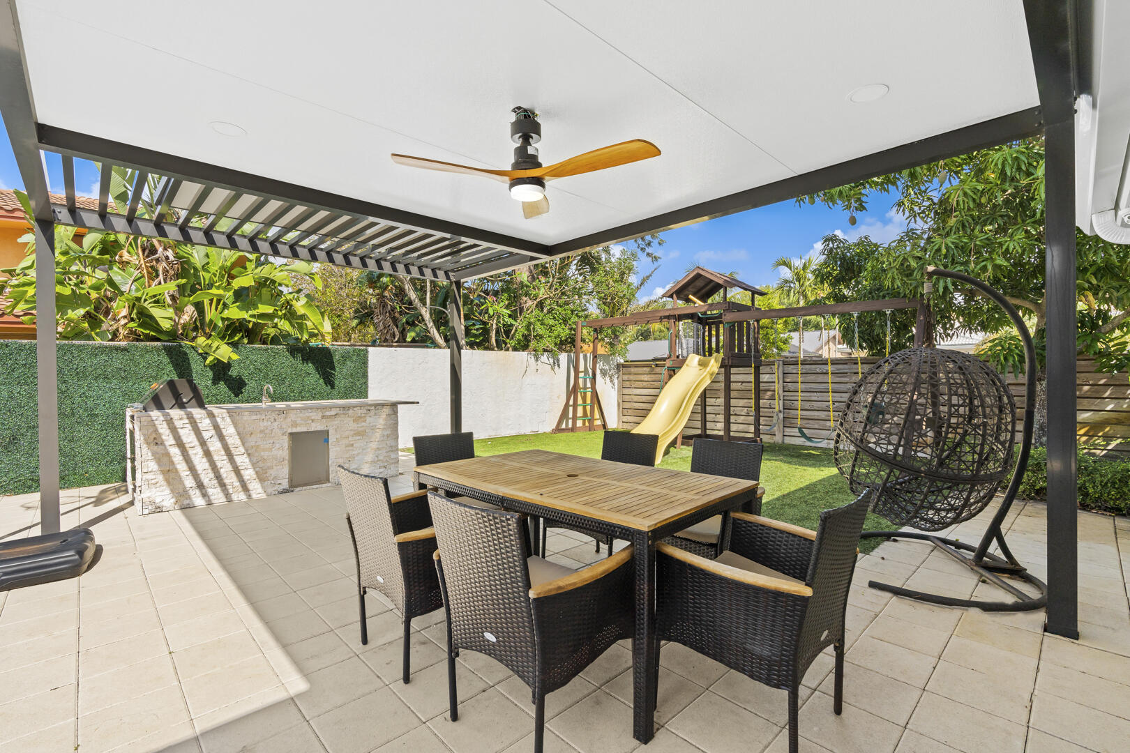 EMERALD HILLS SEC 3 - Residential