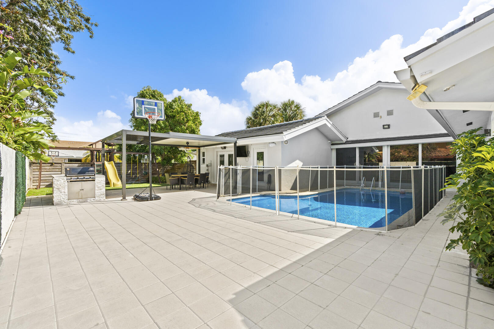 EMERALD HILLS SEC 3 - Residential