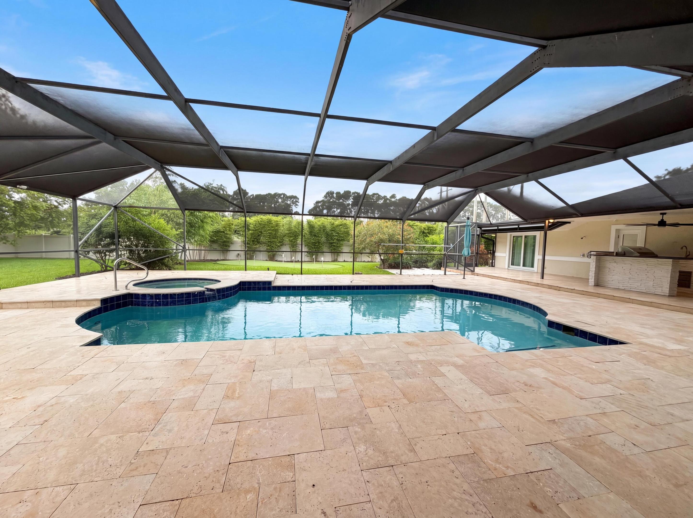 PINEWOOD OF WELLINGTON - Residential