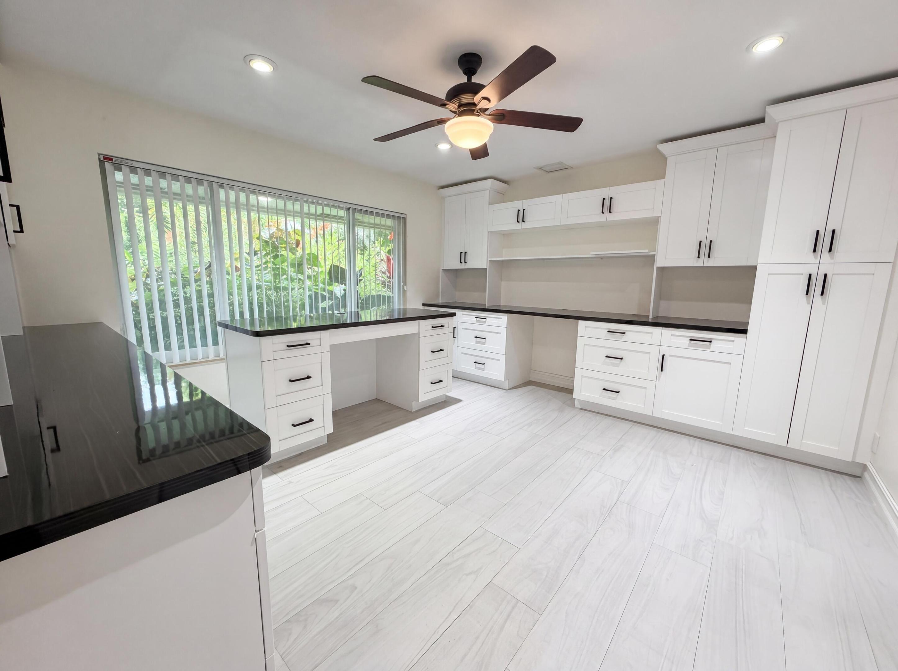 PINEWOOD OF WELLINGTON - Residential