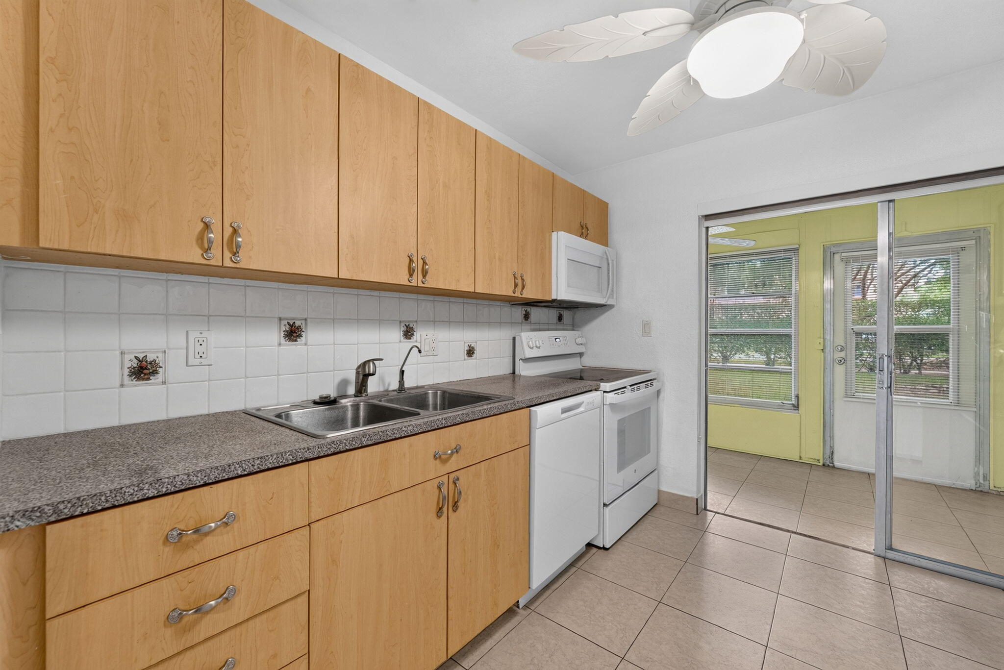ORIOLE GARDENS THREE - Residential