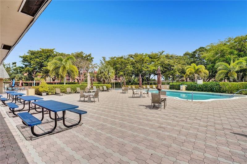 ORIOLE GARDENS THREE - Residential