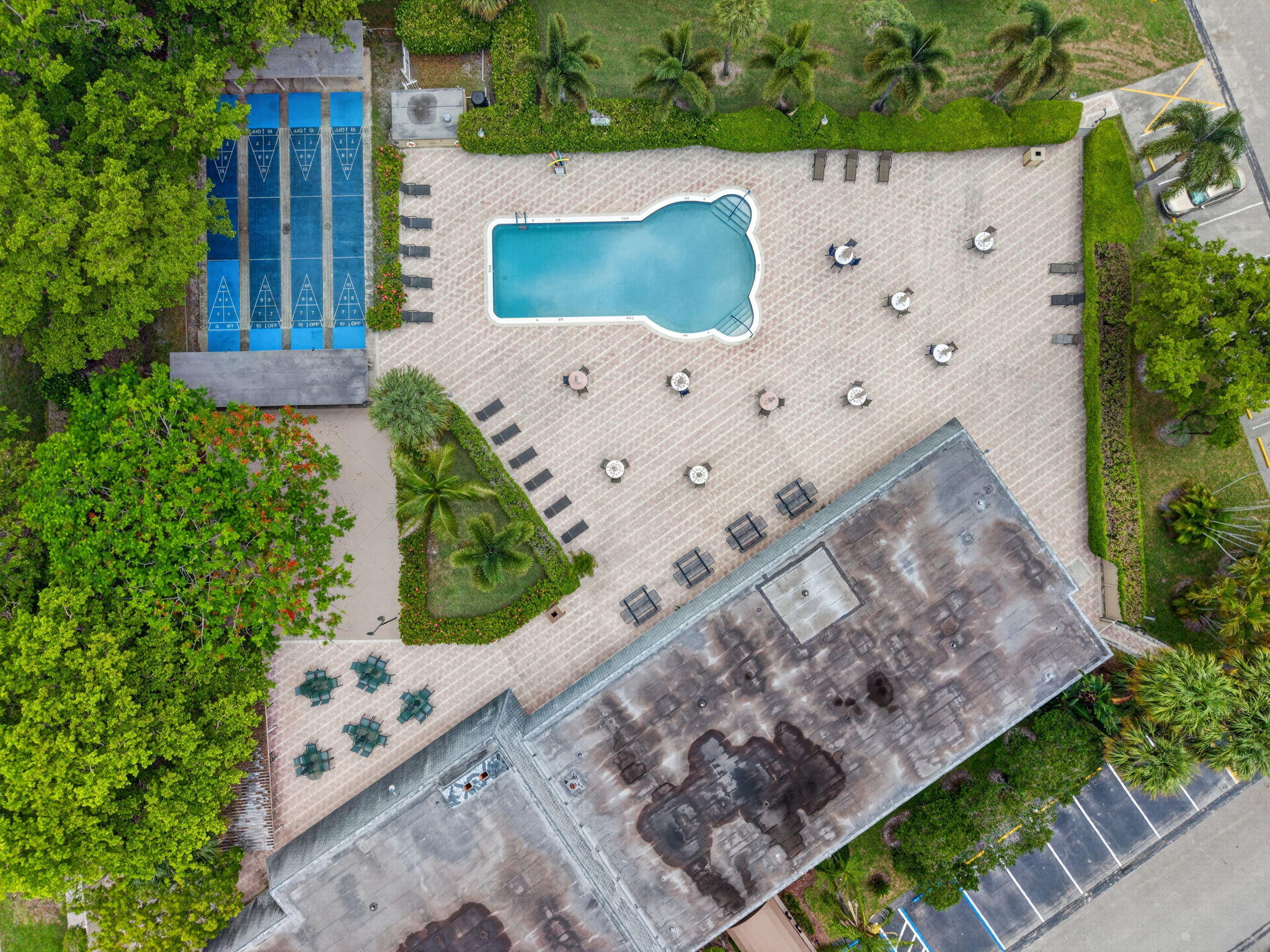 ORIOLE GARDENS THREE - Residential