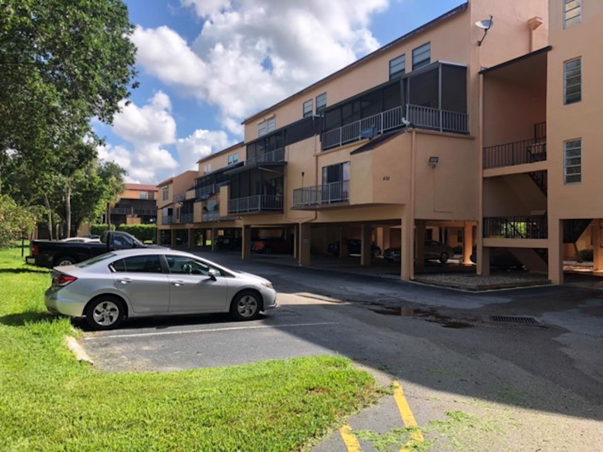 LAGO WEST CONDOMINIUM - Residential Lease