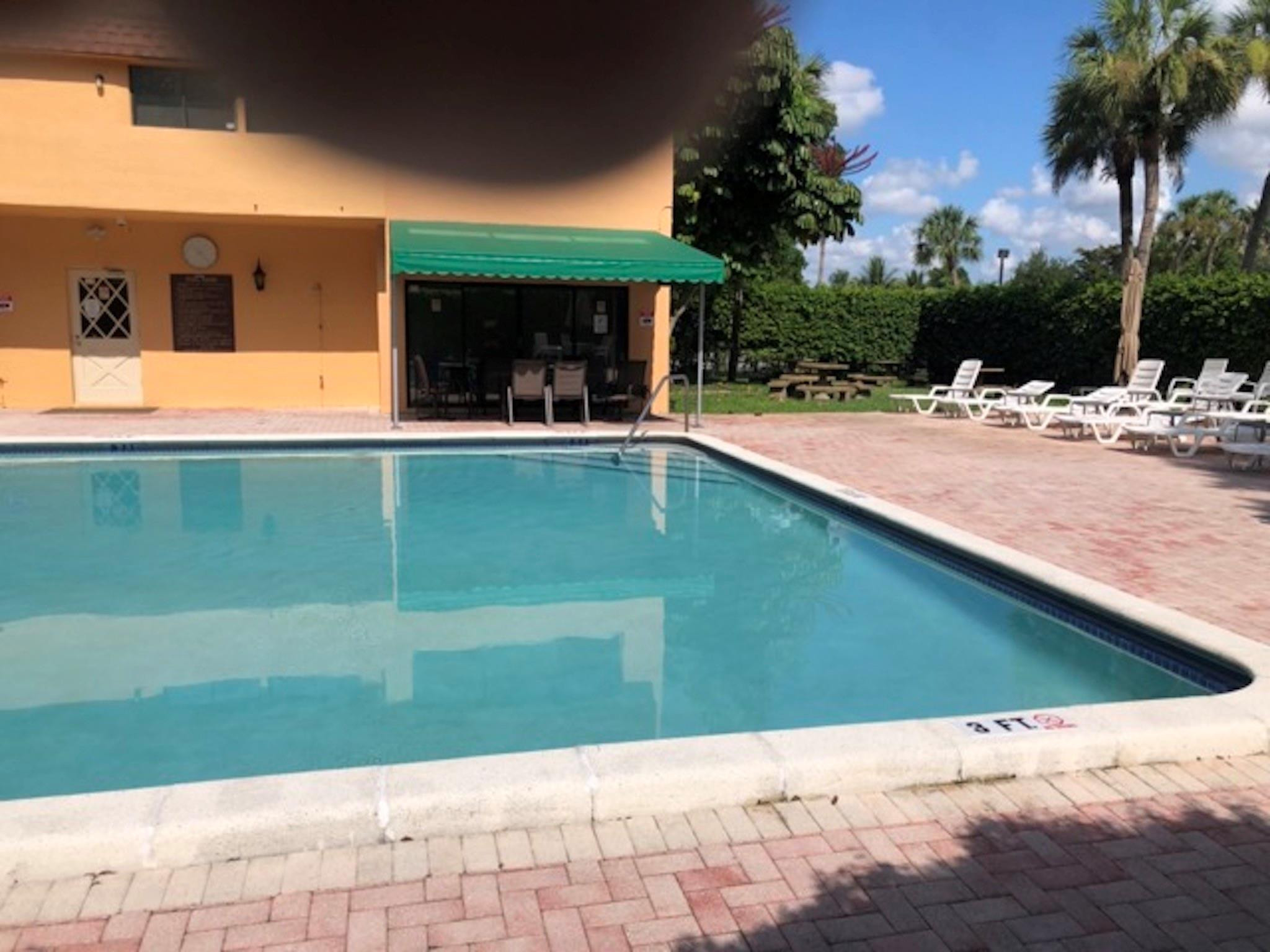 LAGO WEST CONDOMINIUM - Residential Lease